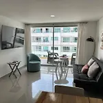 Cerca Al Mar Y Centro Historico De 2 Habitaciones En Marbella