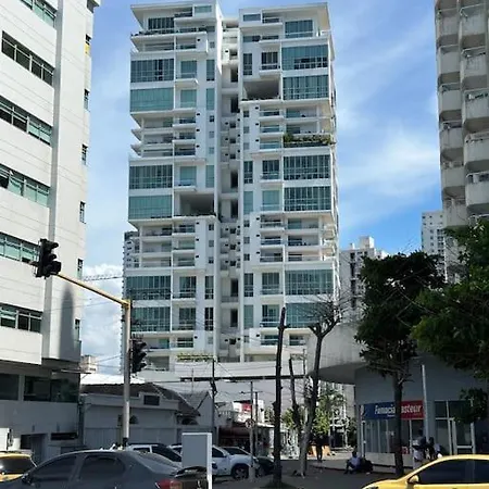 Cerca Al Mar Y Centro Historico De 2 En Marbella Cartagena